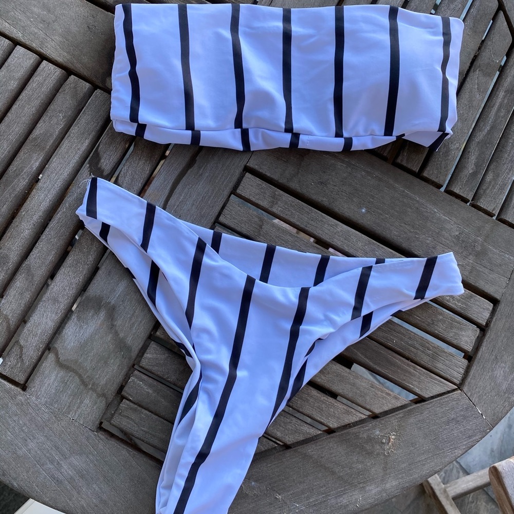 strapless bikini
